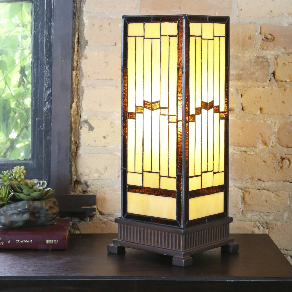Stained Glass Hurricane Lamp E893