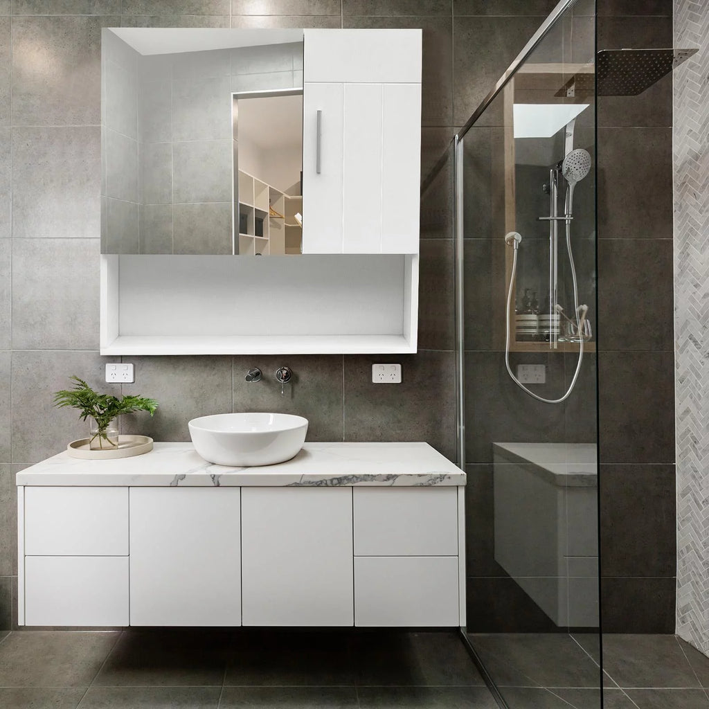 White Wall Mount Bathroom Cabinet U767