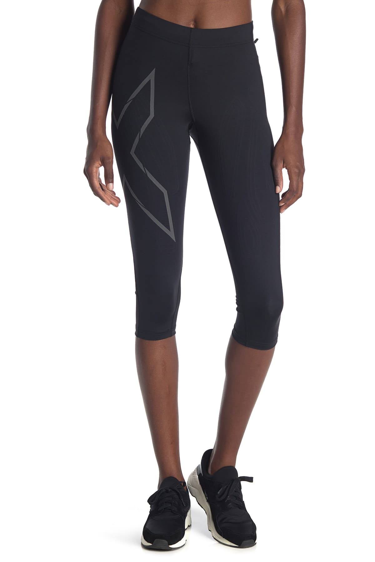Black Compression 3/4 Tight H1616