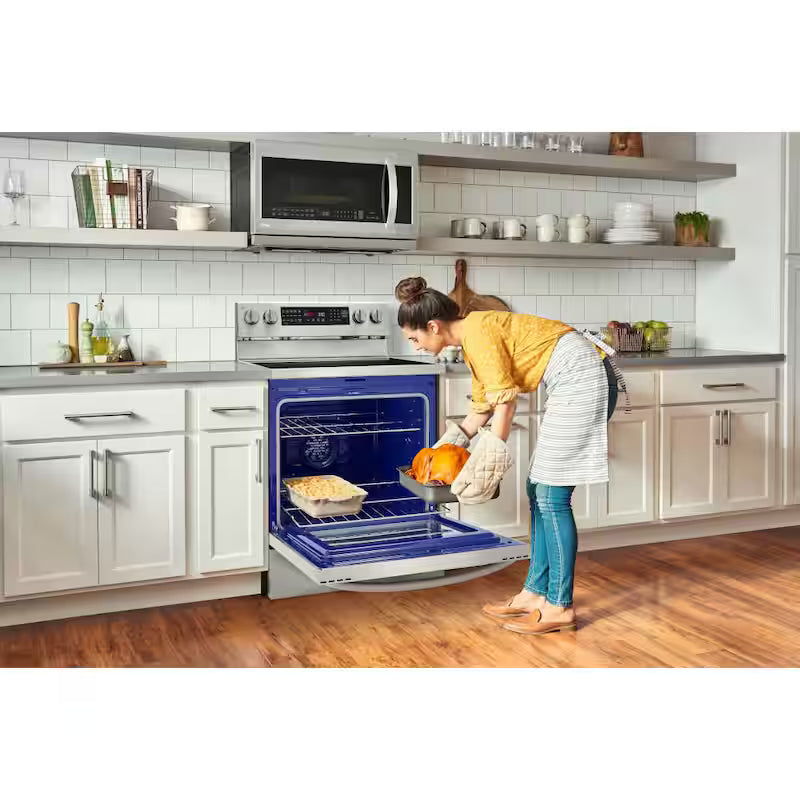 6.3 cu. ft. Electric Range Single Oven with Air Fry O440372