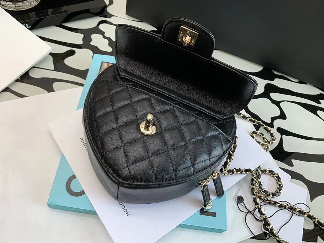 Black Mini Heart Bag P1726