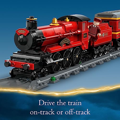 Hogwarts Express & Hogsmeade Station Building Toy B61103