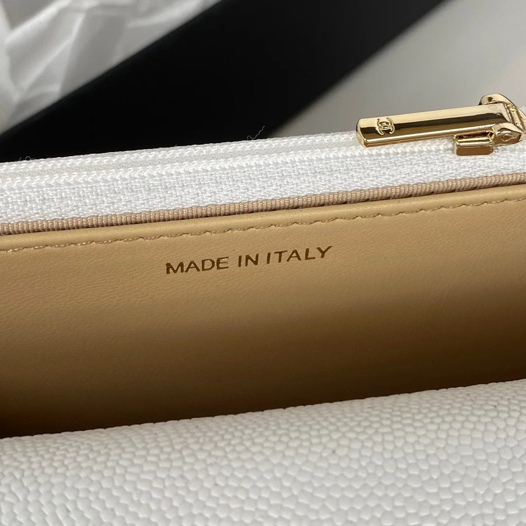 Small Flap Bag White J381
