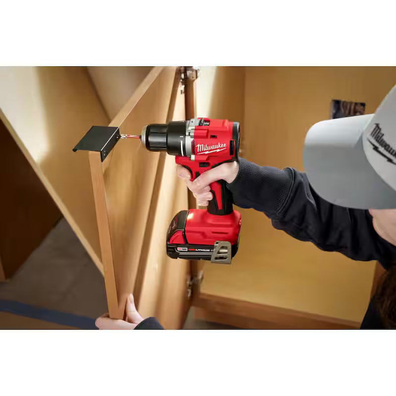18V Lithium-Ion Brushless Cordless Compact Drill/Driver with Battery, Charger & Bag Q32954