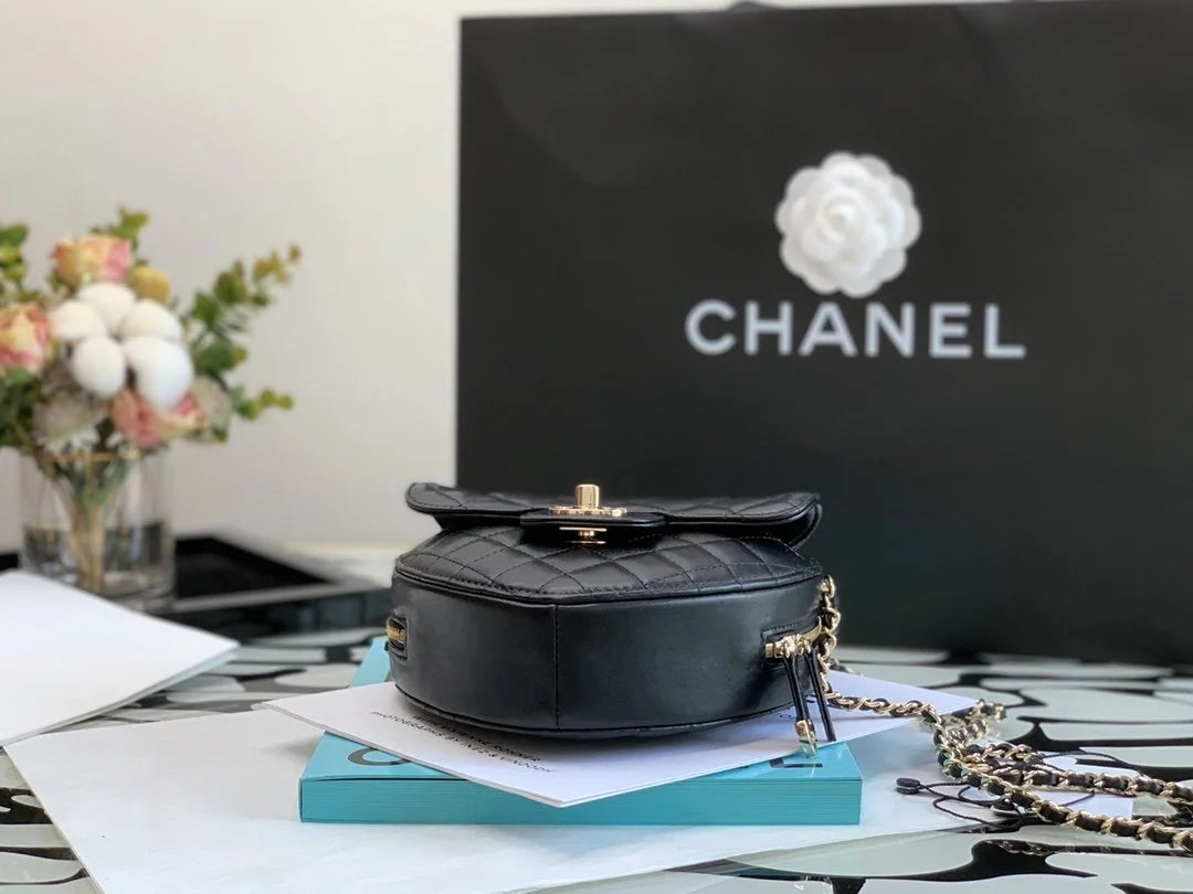 Black Mini Heart Bag P1726